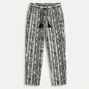 Ella Moss Black & White Striped Drawstring Capris